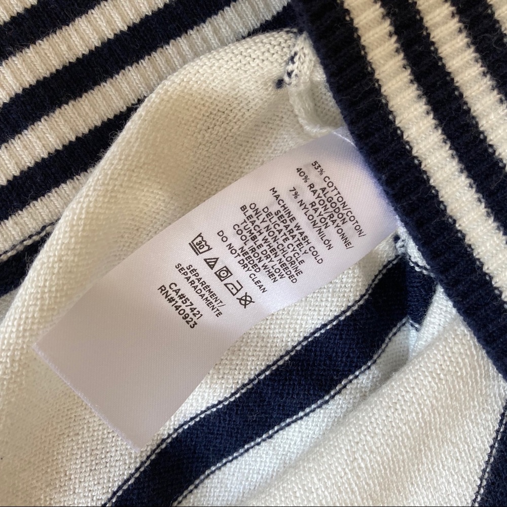 LOFT Petite striped sweater NWT never worn! - Picture 7 of 7